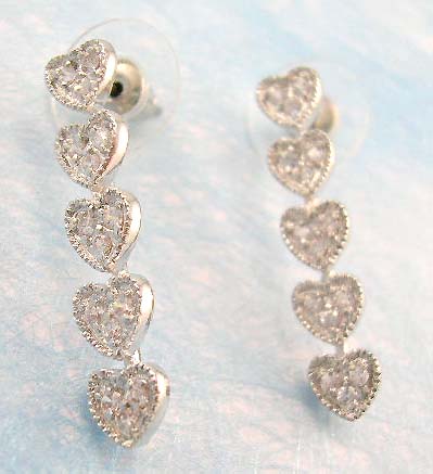 jewelry box wholesale distribute heart shaped cz diamond earring